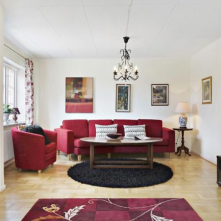 Charming Townhouse Villa Ystad Buitenkant foto