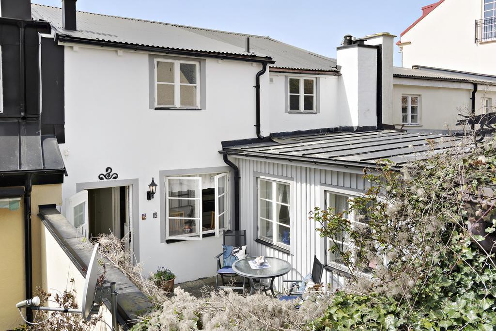 Charming Townhouse Villa Ystad Buitenkant foto